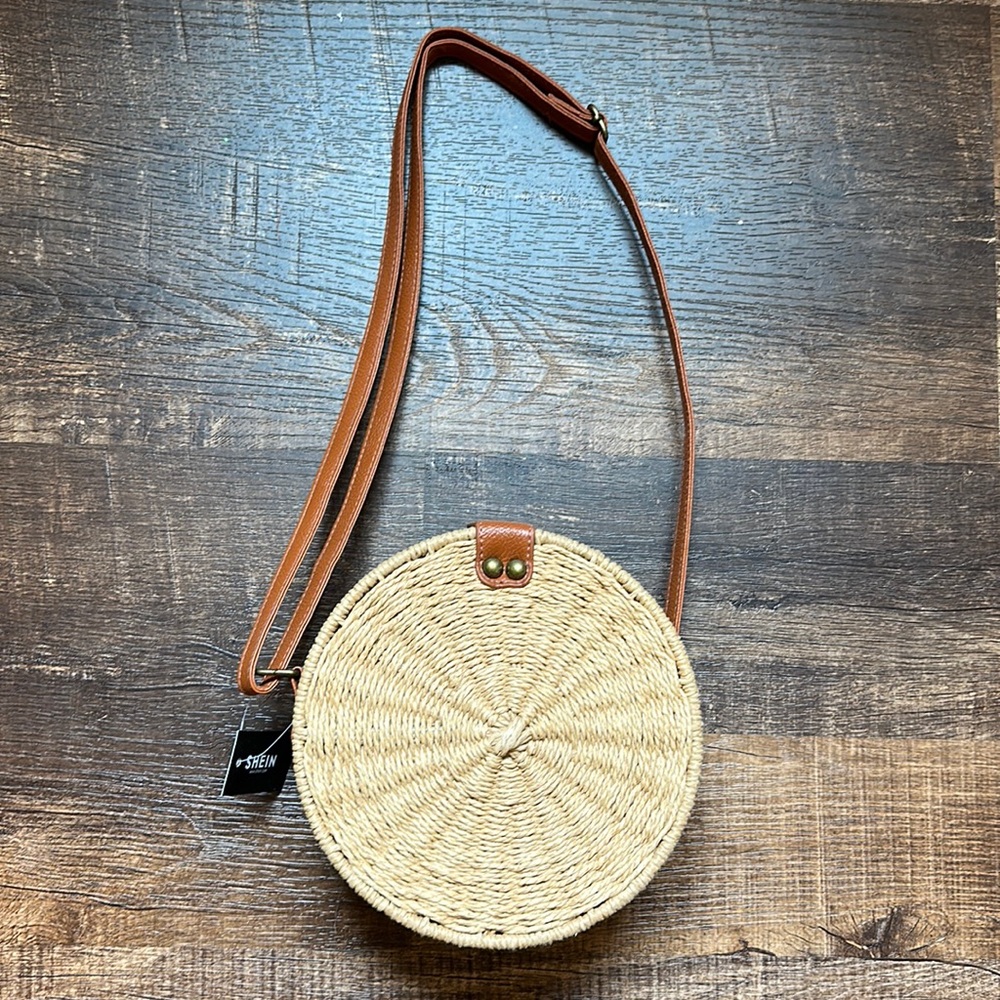 Round Woven Bag
